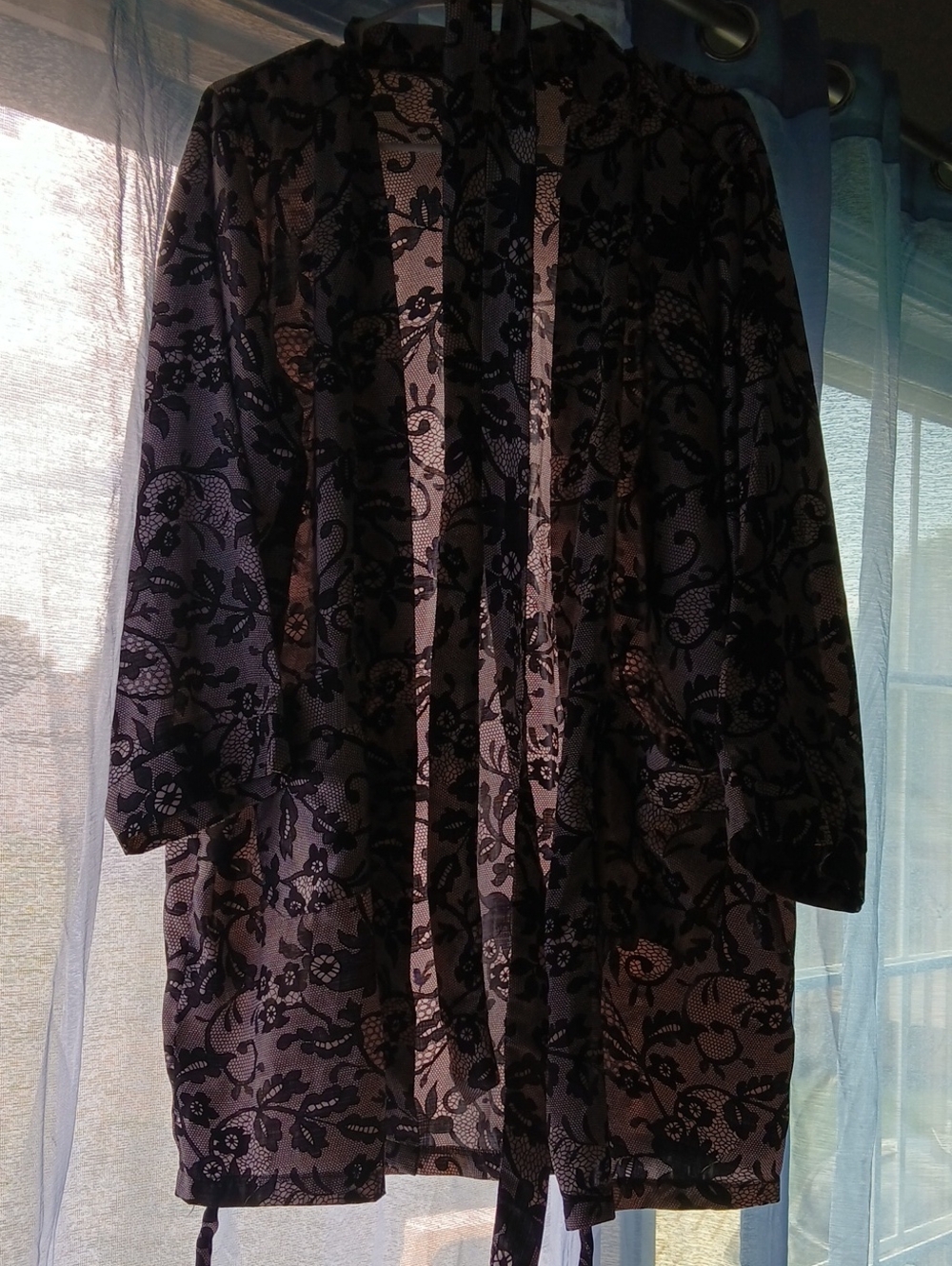 Black & Pink SILKY Floral Overlay Kimono, MEDIUM
